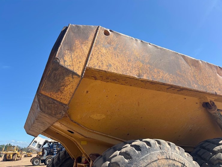 caterpillar-740b-image-27