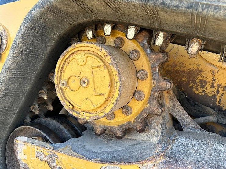 2016-caterpillar-259d-image-20