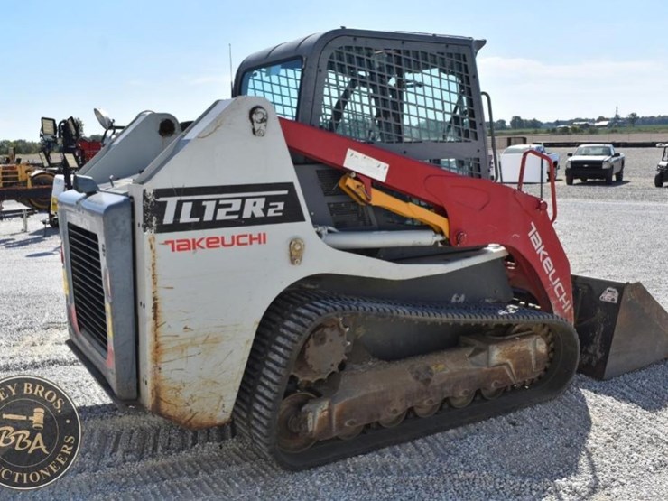 2020-takeuchi-tl12r2-image-4