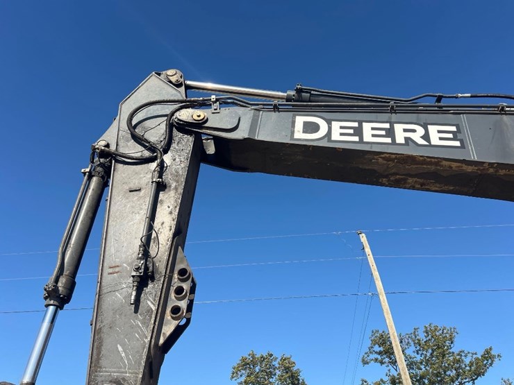 2019-deere-350g-lc-image-13