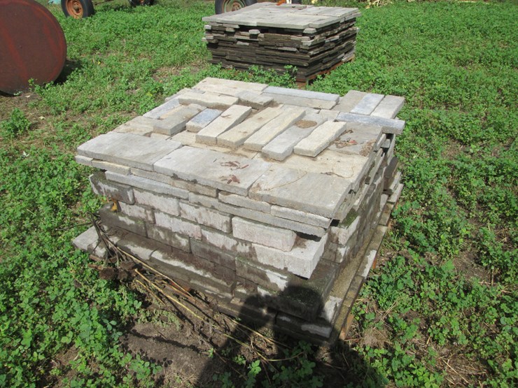 #5059-•-(2)-pallets-of-landscape-block-image-3