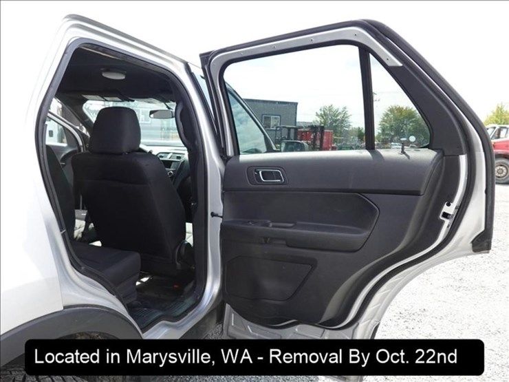 2018-ford-explorer-image-23