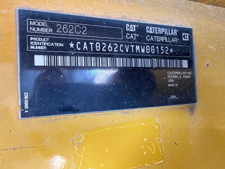 2012-caterpillar-262c2-image-17