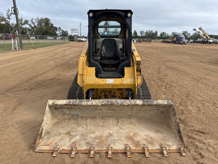 2016-caterpillar-259d-image-7