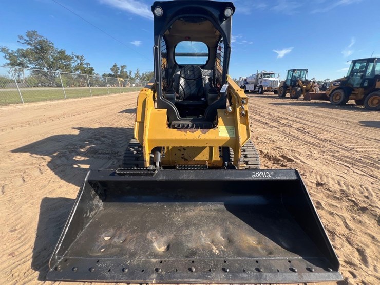 2018-caterpillar-259d-image-6