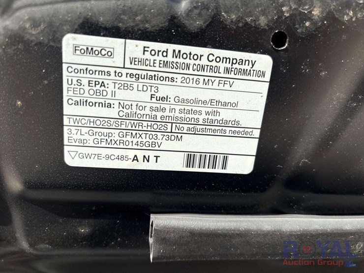 2016-ford-explorer-image-10