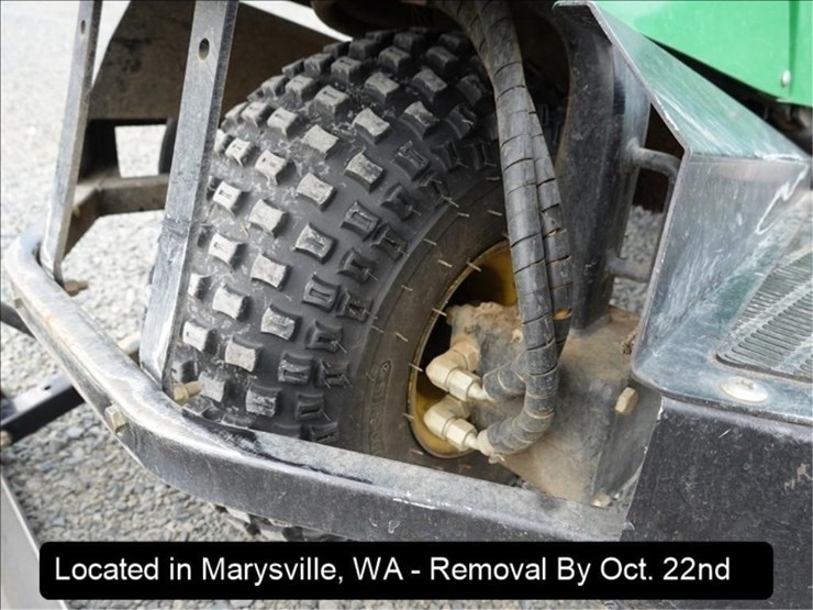 2013-john-deere-1200-image-12