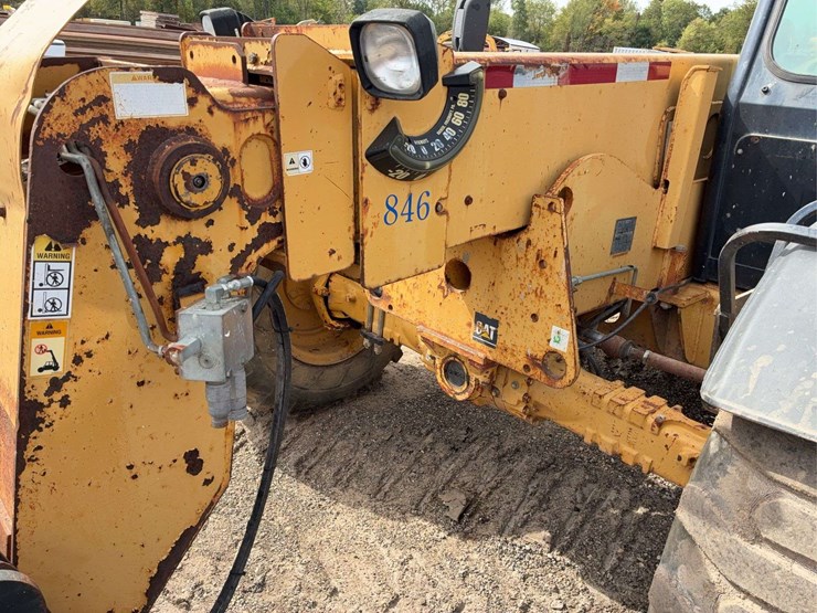 caterpillar-th63-image-6