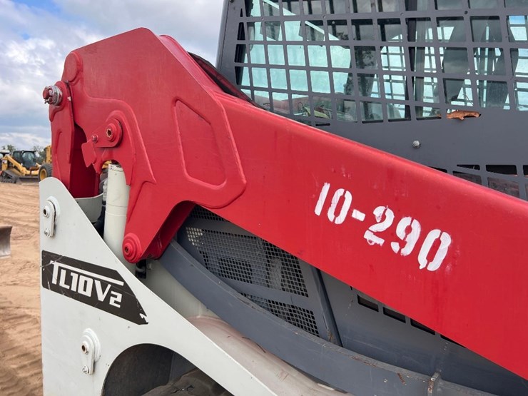 takeuchi-tl10v2-image-24