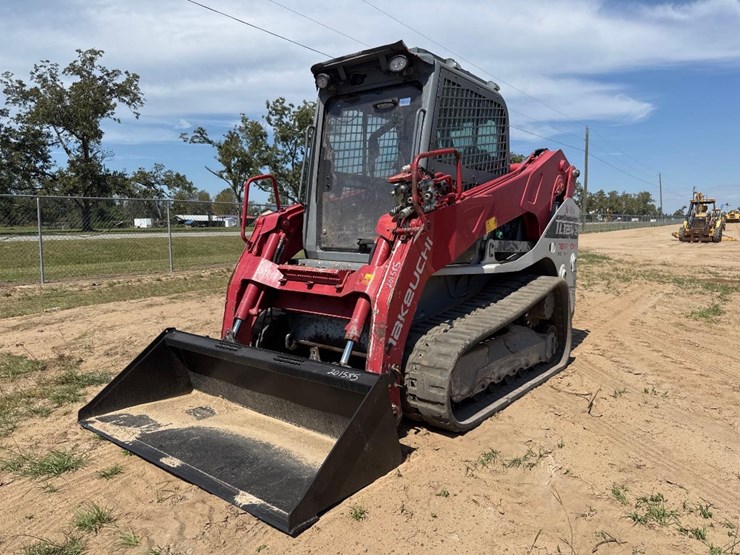 2021-takeuchi-tl12v2-image-2