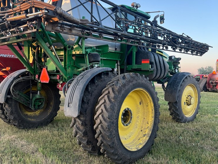 john-deere-4830-image-4
