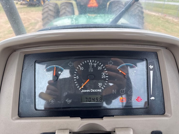 john-deere-5083e-image-22