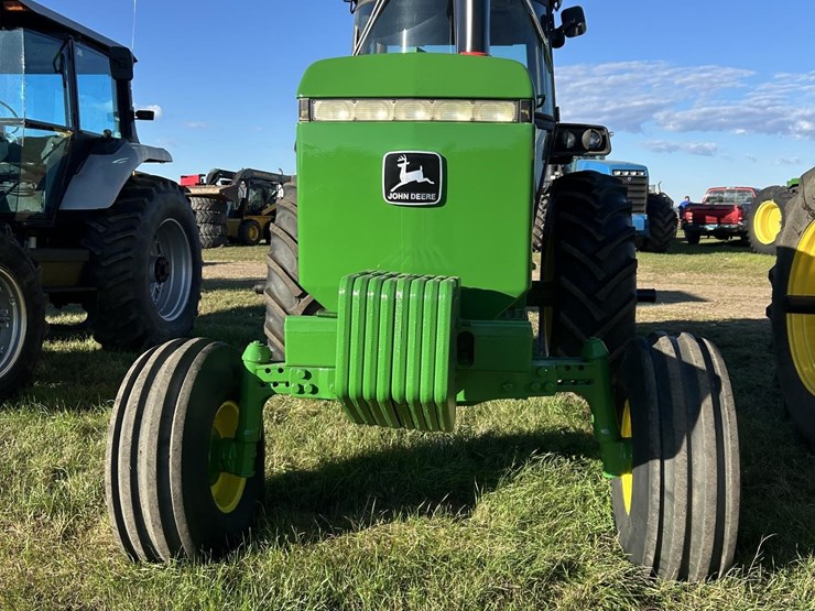 john-deere-4650-image-25