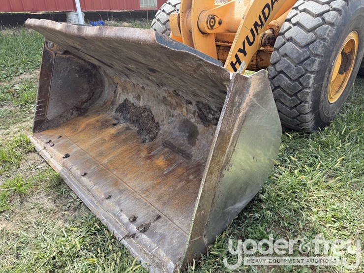2011-hyundai-hl740-9-image-12