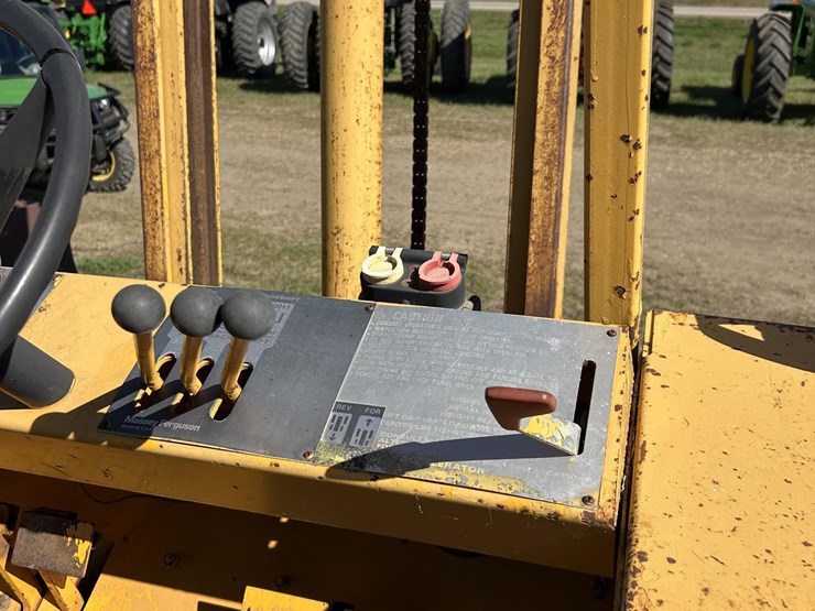 massey-ferguson-4500-image-15