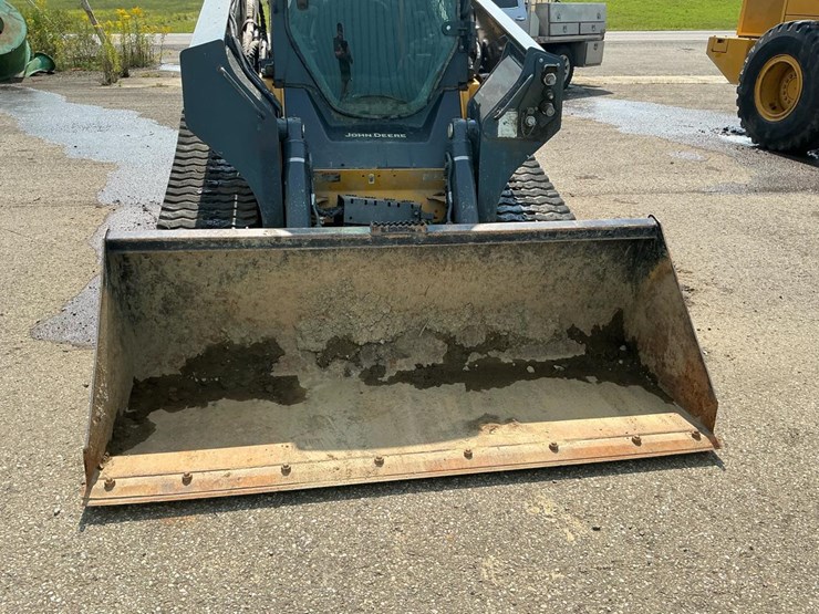 2020-deere-333g-image-9
