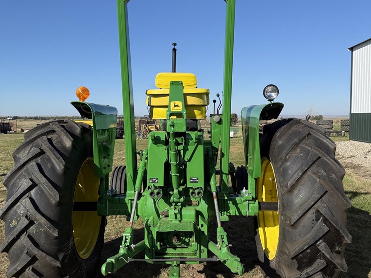 john-deere-4020-image-17