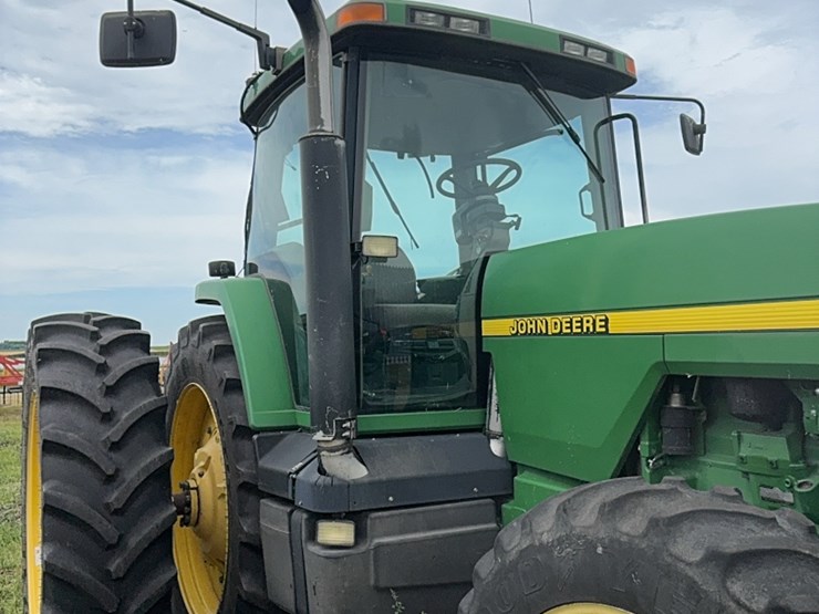 john-deere-8300-image-5