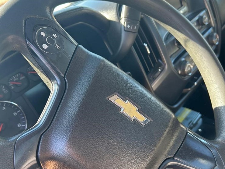 2014-chevrolet-silverado-2500hd-image-37