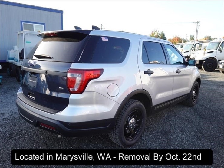 2018-ford-explorer-image-11