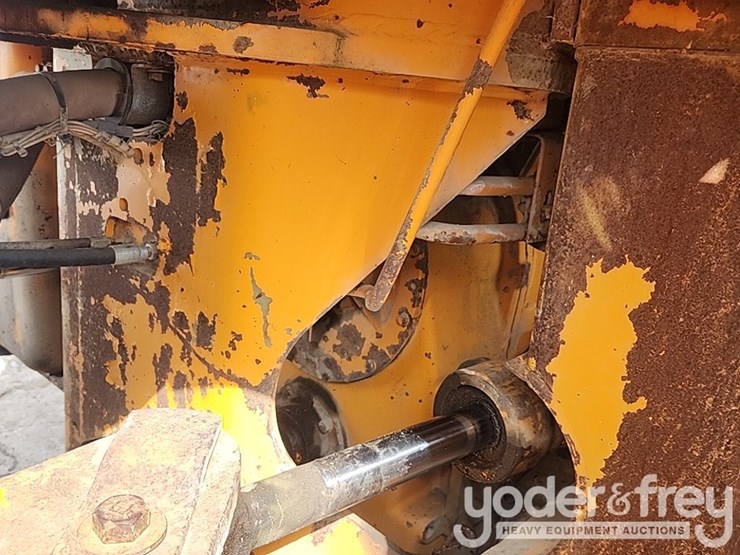 caterpillar-966d-image-16