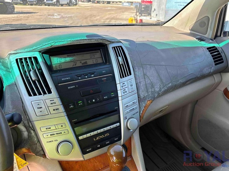 2009-lexus-rx350-image-15