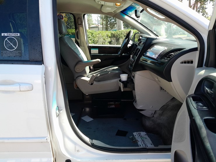 dodge-caravan-image-5