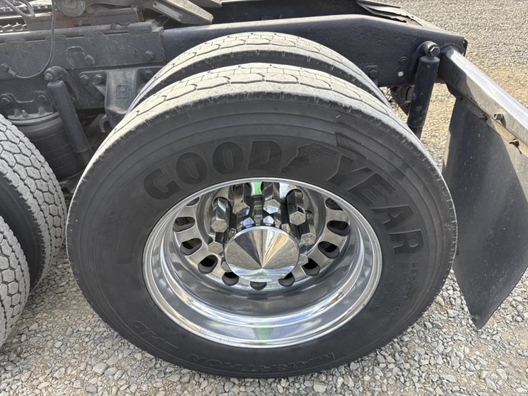 western-star-4964ex-image-61