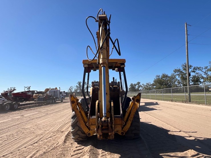 2000-deere-310se-image-3