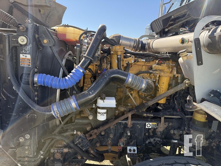 2009-kenworth-t800-image-33