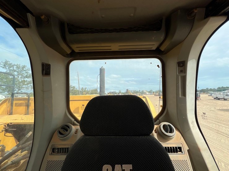 caterpillar-336-image-41