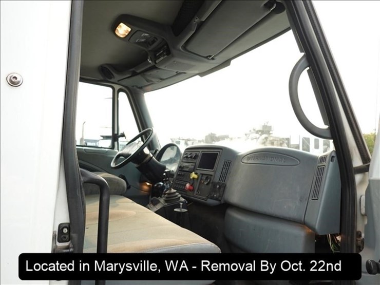2007-international-durastar-4400-image-8