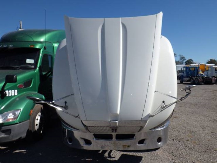 2012-kenworth-t660-image-13