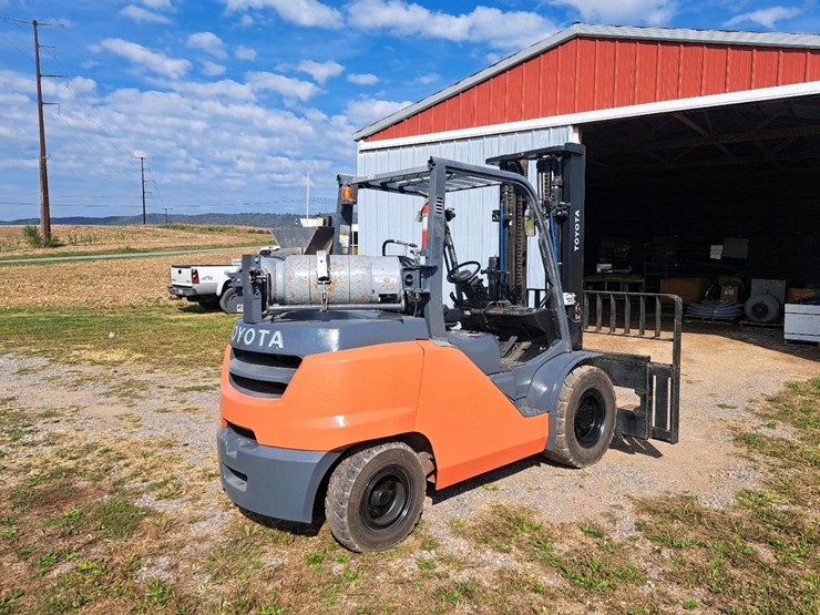 #109-•-2020-toyota-fg50u-forklift-image-5
