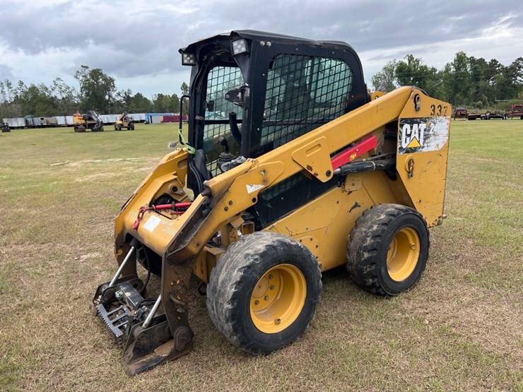 2017-caterpillar-246d-image-1