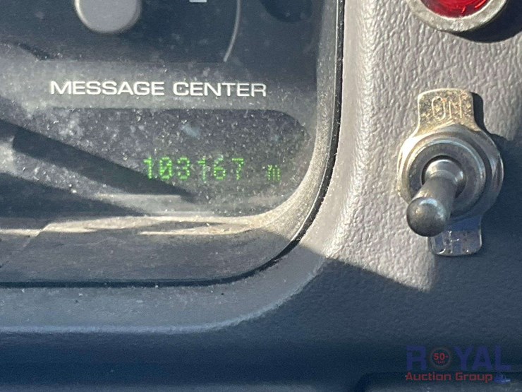 2005-ford-explorer-image-11