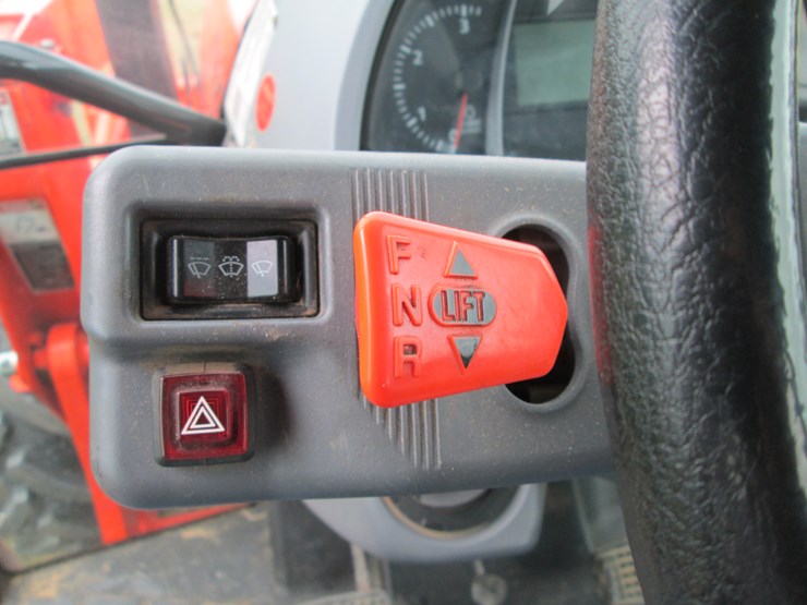 2020-kubota-la1154-image-42