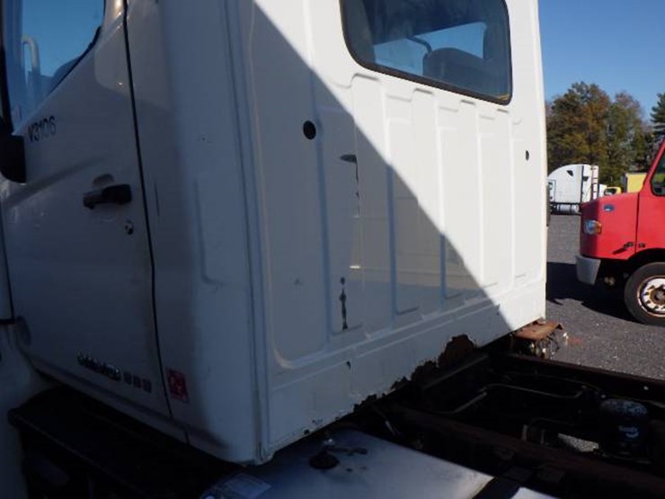 2014-hino-338-image-7
