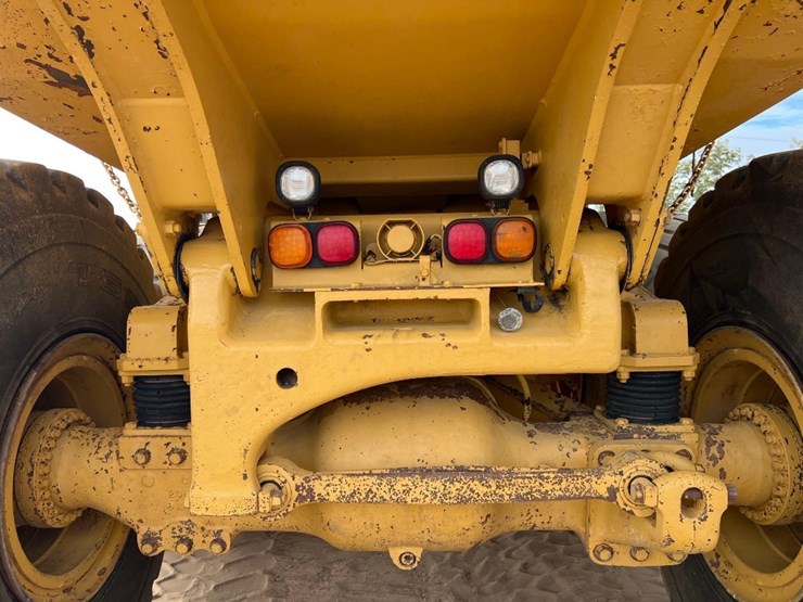 caterpillar-740b-image-17