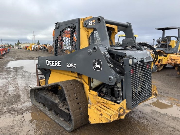 deere-325g-image-4