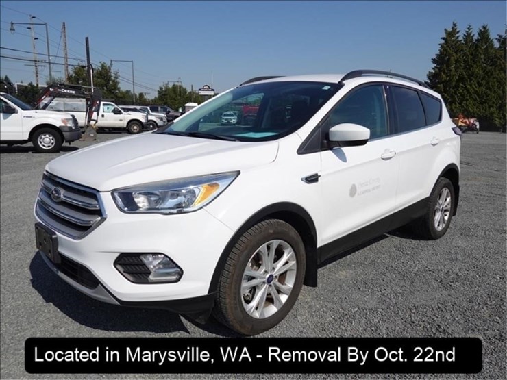 2018-ford-escape-se-image-1