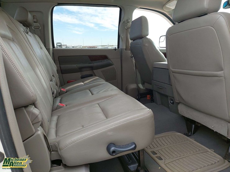 2009-dodge-ram-3500-image-14