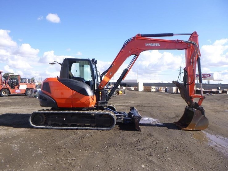 2017-kubota-kx080-image-7