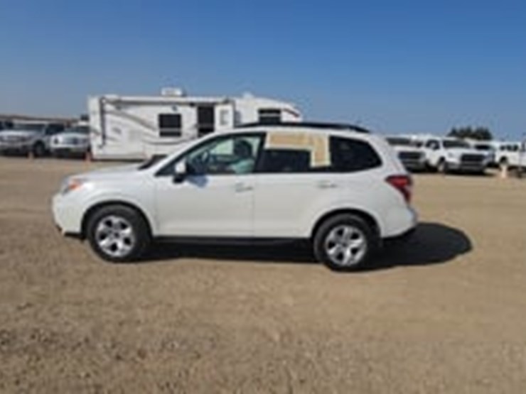 2015-subaru-forester-image-5