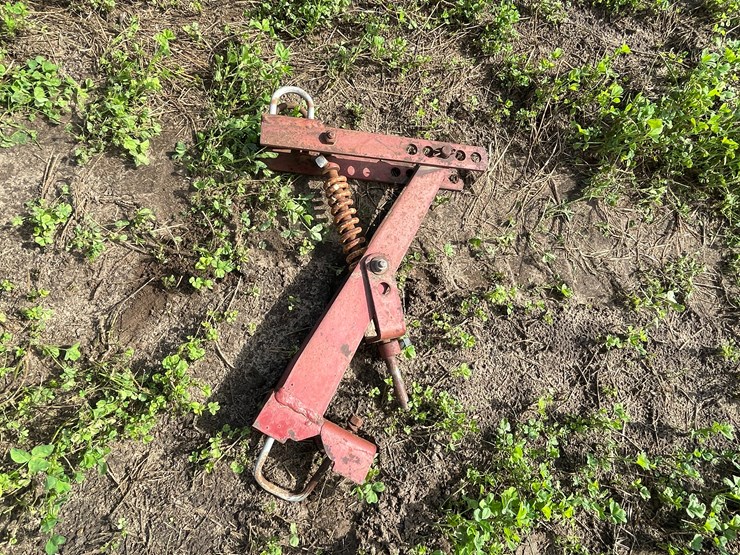 #5020-•-ih-56-no-till-coulter-brackets-image-6