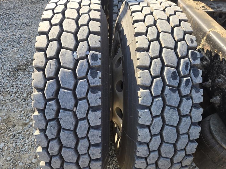 2012-kenworth-t660-image-55