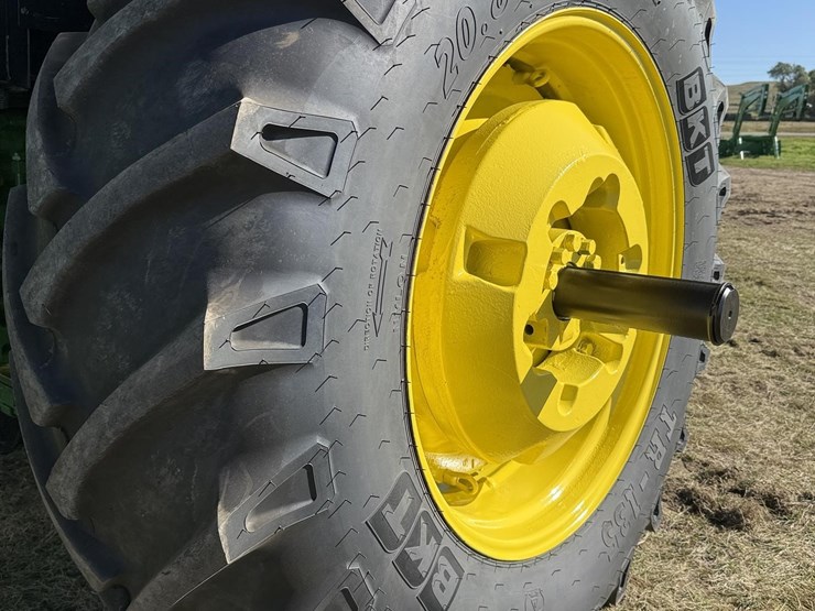 john-deere-4650-image-21