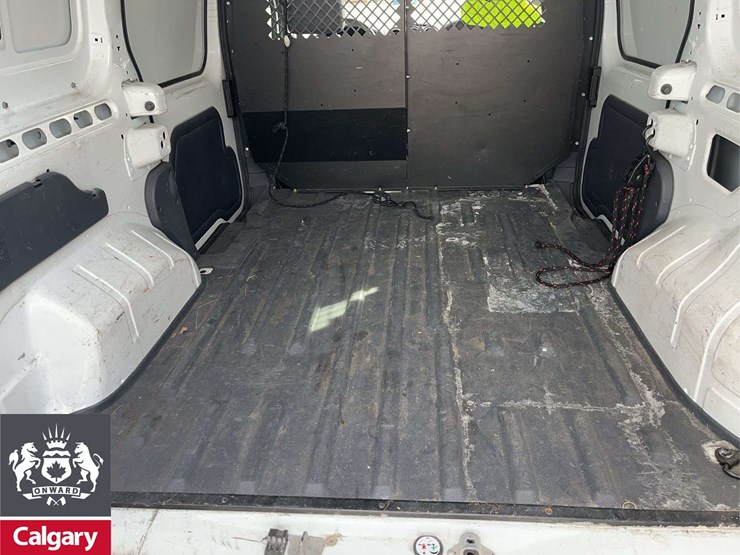 2013-ford-transit-connect-image-16