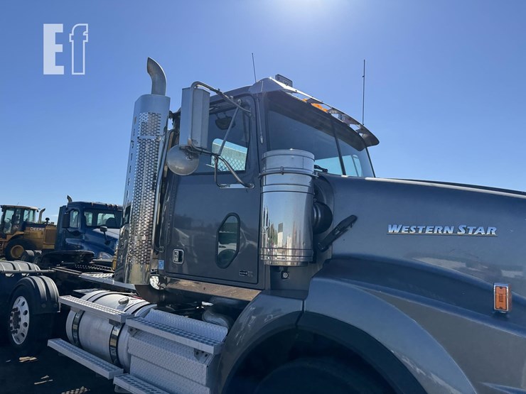 2012-western-star-4900-image-6
