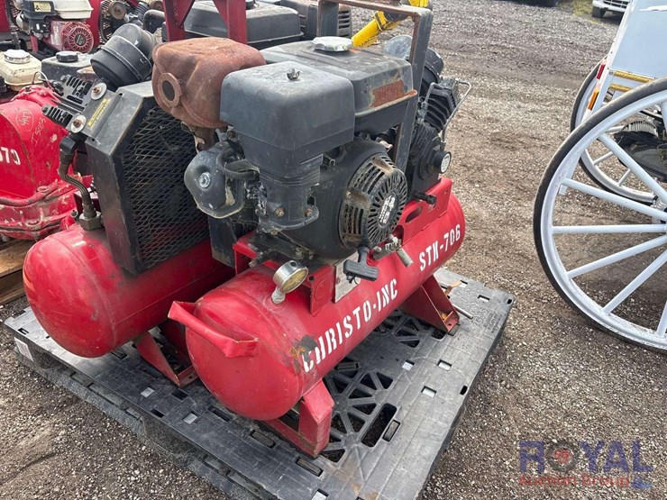 2010-dewalt-air-compressor-image-4